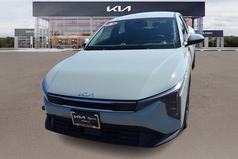 New 2026 Kia K4 LXSImage 8
