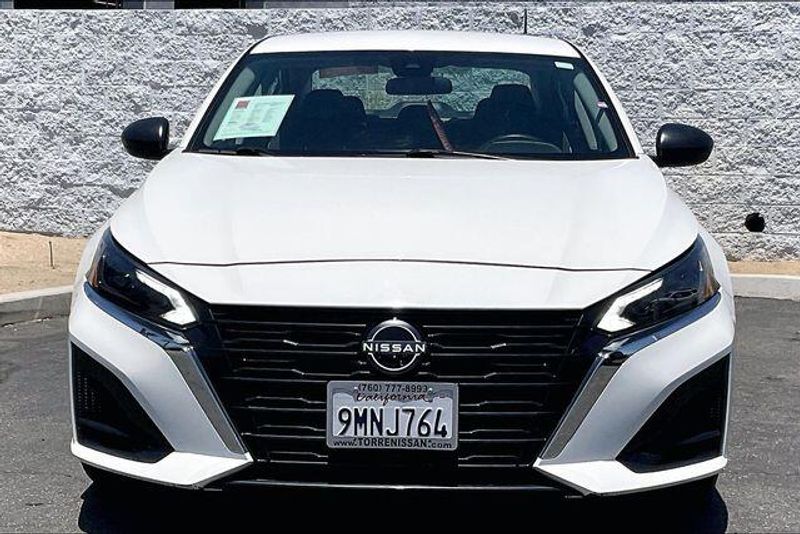 Used 2024 Nissan Altima 2.5 SImage 2
