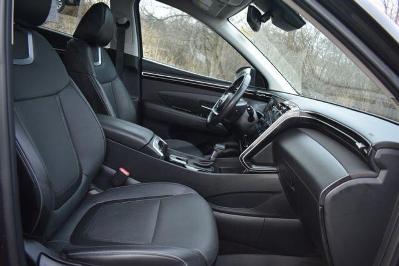 Used 2022 Hyundai Tucson SELImage 12
