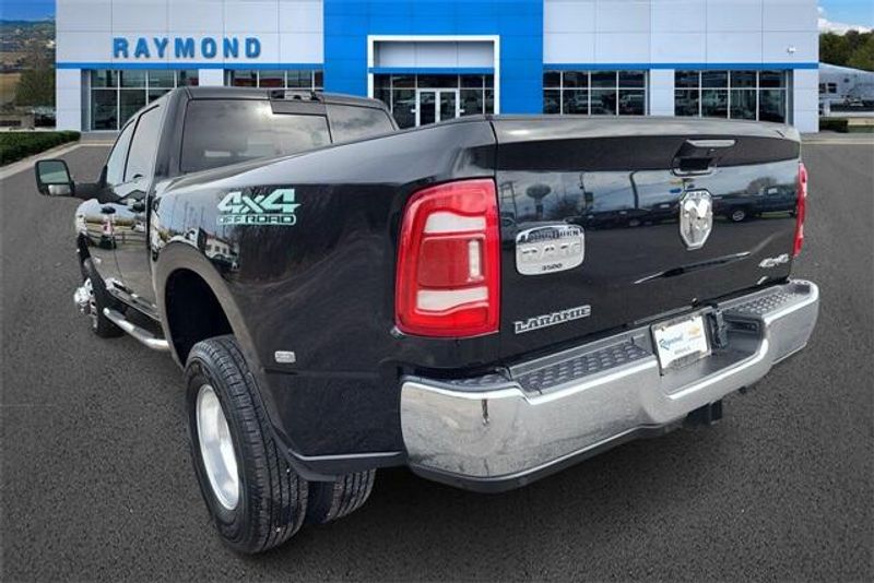2024 RAM 3500 LaramieImage 6