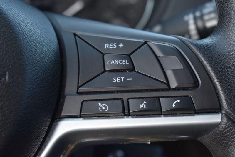 Used 2018 Nissan Rogue SImage 23