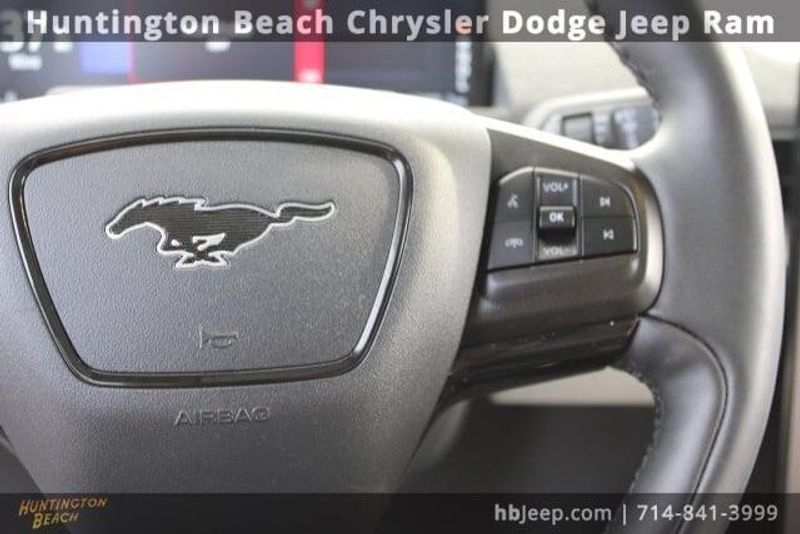 2021 Ford Mustang Mach-E PremiumImage 21