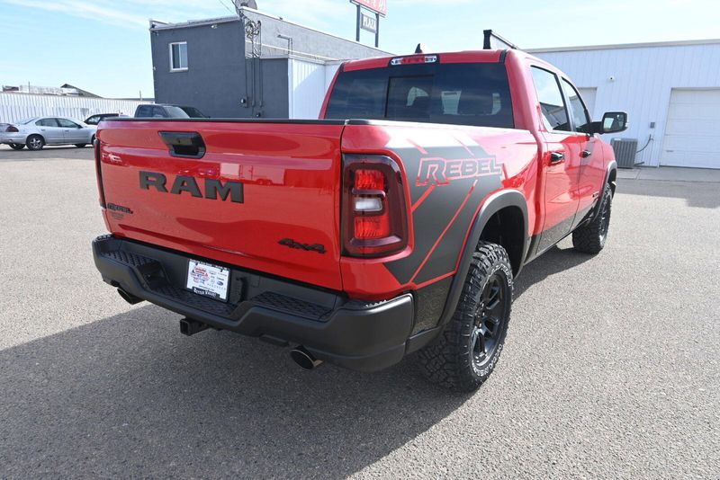 2025 RAM 1500 RebelImage 8