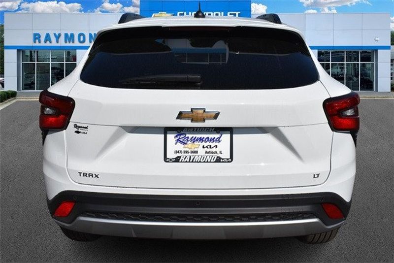 2025 Chevrolet Trax LTImage 4