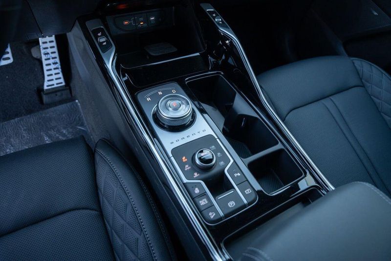 New 2026 Kia Sorento Hybrid X-Line SX PrestigeImage 19