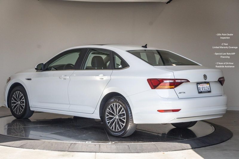 2019 Volkswagen Jetta SELImage 2