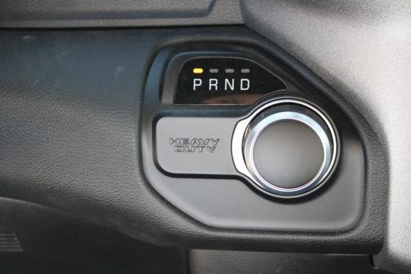 2023 RAM 2500 Tradesman Regular Cab Harbor BodyImage 32