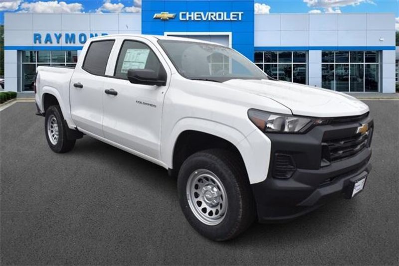 2025 Chevrolet Colorado Work TruckImage 10