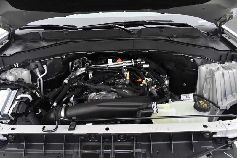 New 2025 Ford Explorer ActiveImage 22