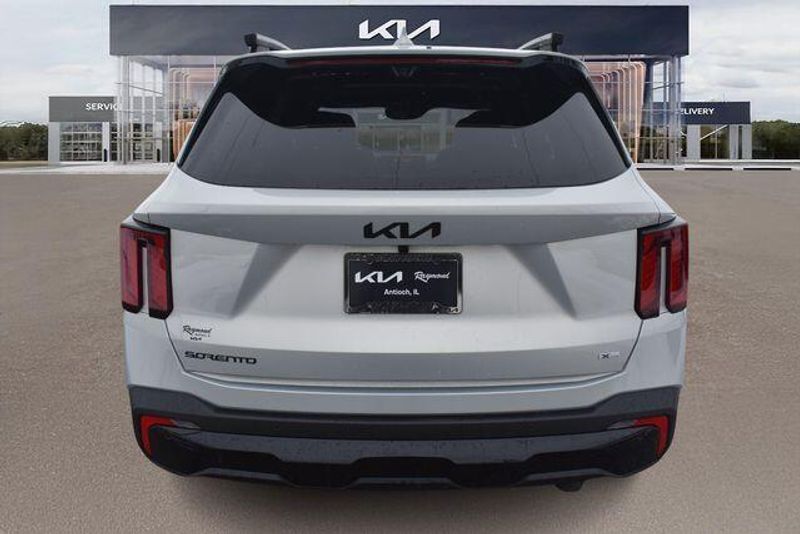 New 2026 Kia Sorento X-Line SX PrestigeImage 5