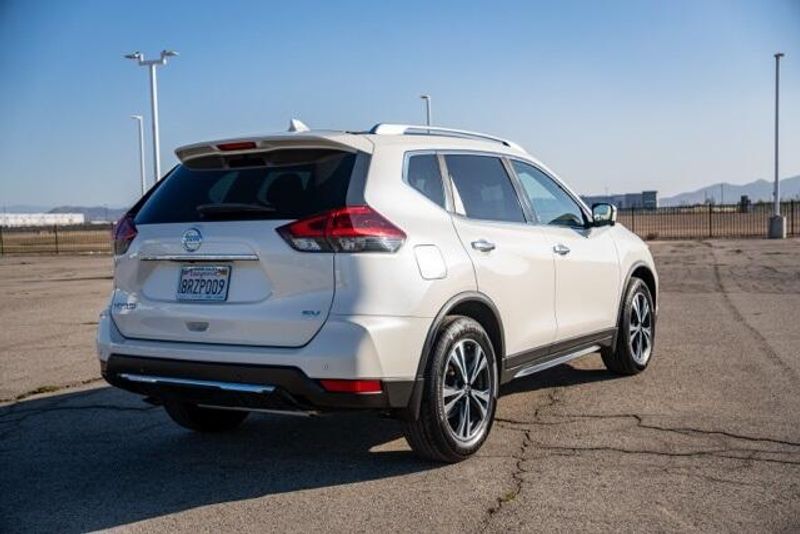 Used 2020 Nissan Rogue SVImage 7