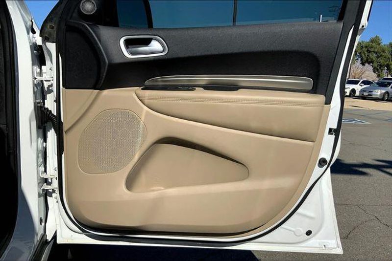 Used 2019 Dodge Durango SXTImage 23