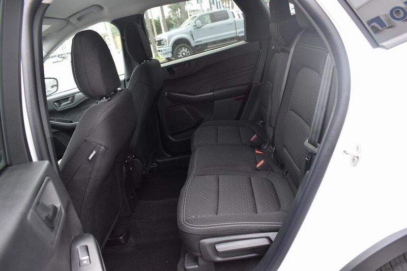 New 2025 Ford Escape ActiveImage 9