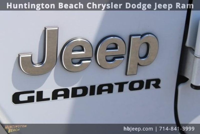 2022 Jeep Gladiator OverlandImage 15