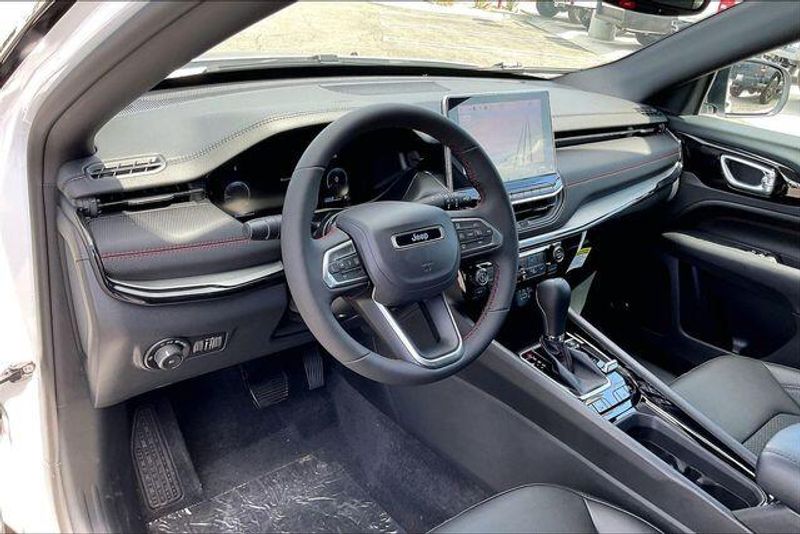 New 2026 Jeep Compass Trailhawk 4x4Image 6