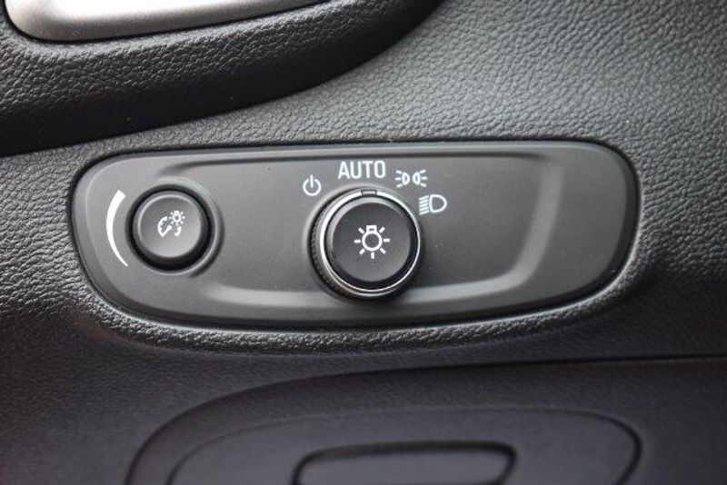 Used 2018 Chevrolet Trax LTImage 25