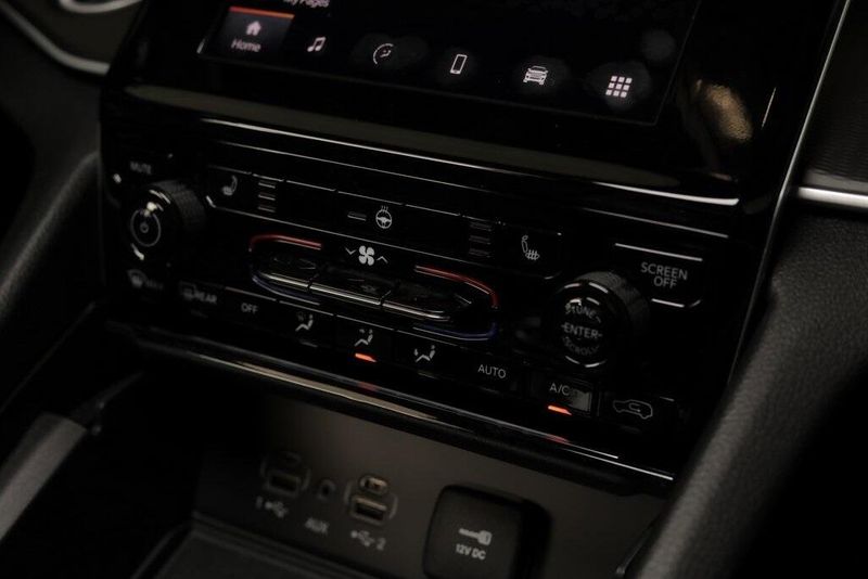2025 Jeep Grand Cherokee LaredoImage 16