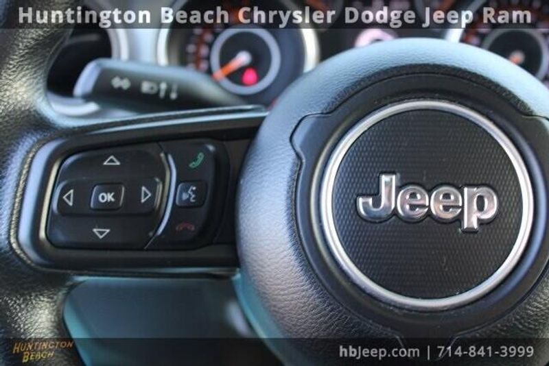 2021 Jeep Wrangler Unlimited WillysImage 21