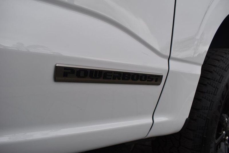 2025 Ford F-150 XLTImage 6