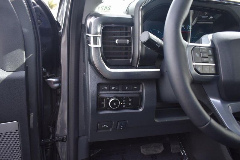 New 2024 Ford F-250SD LariatImage 24