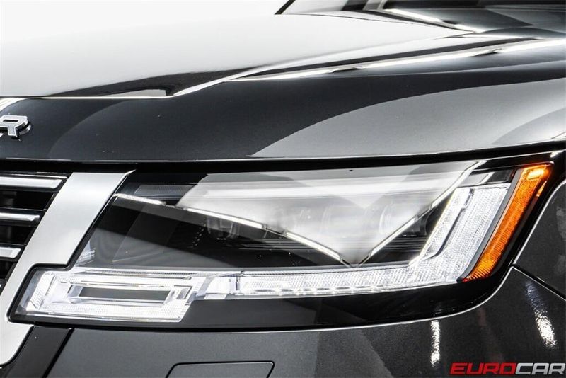 Used 2025 Land Rover Range Rover SV *EXECUTIVE CLASS REAR SEATS*Image 11