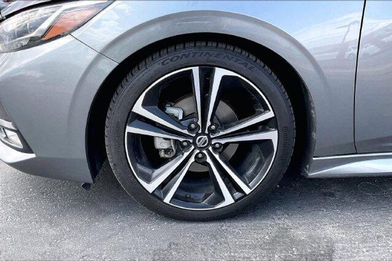 Used 2021 Nissan Sentra SRImage 8