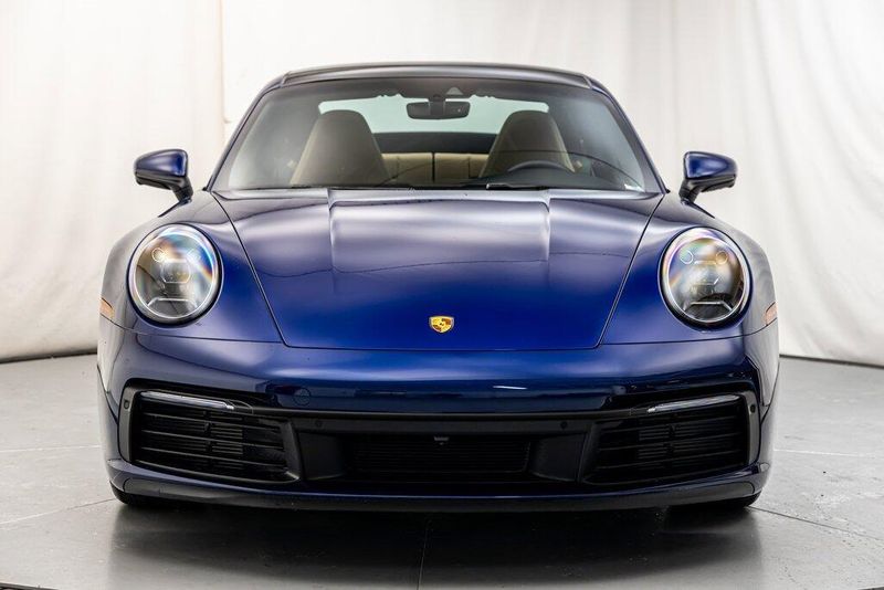 2023 Porsche 911 CarreraImage 8