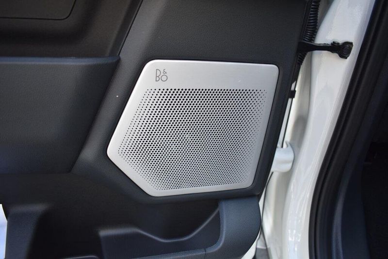 New 2025 Ford F-150 PlatinumImage 13