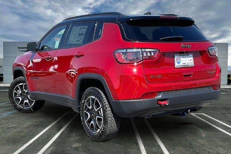 New 2026 Jeep Compass Trailhawk 4x4Image 2