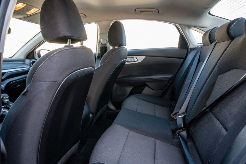 Used 2023 Kia Forte LXSImage 13