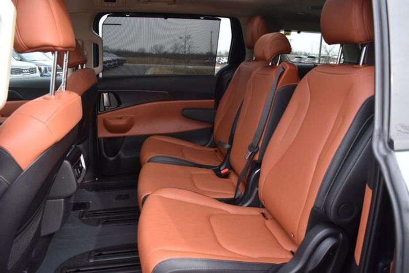 New 2026 Kia Carnival Hybrid SXImage 22