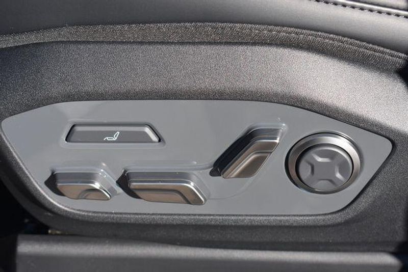 New 2026 Kia EV9 LandImage 28