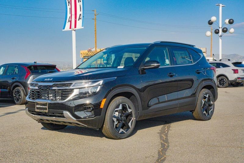 New 2026 Kia Seltos EXImage 3