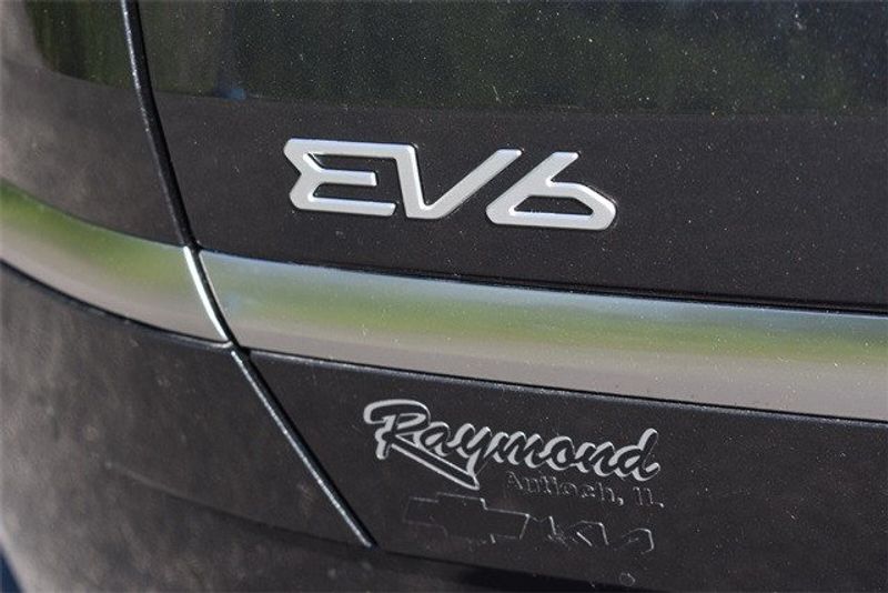 2024 Kia EV6 WindImage 5