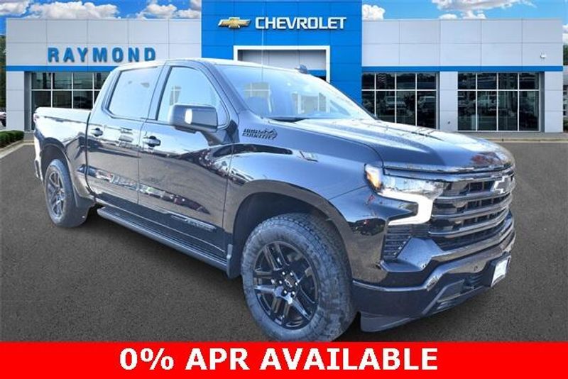 New 2026 Chevrolet Silverado 1500 High CountryImage 10