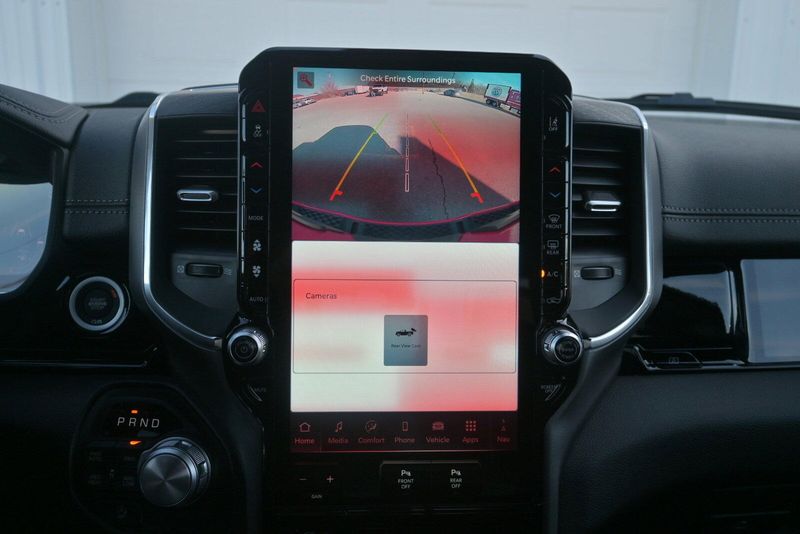 2025 RAM 1500 LaramieImage 27