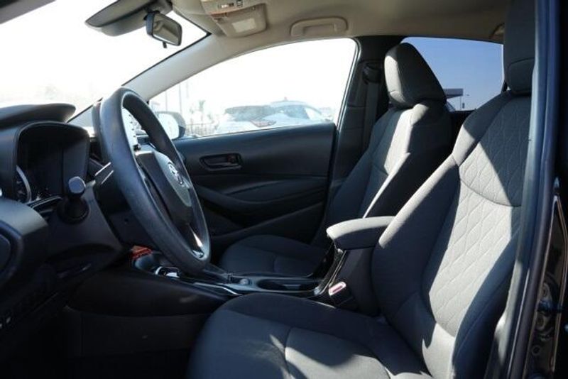 Used 2022 Toyota Corolla LEImage 12