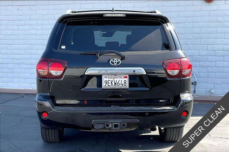 Used 2019 Toyota Sequoia PlatinumImage 3