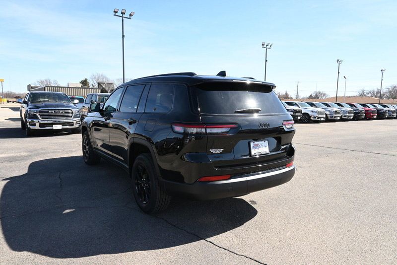 2025 Jeep Grand Cherokee L Altitude XImage 6
