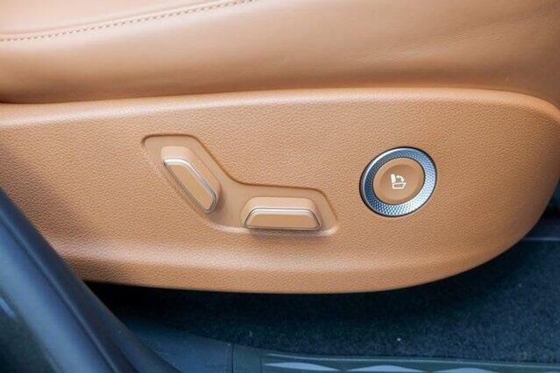2025 Genesis GV80 3.5T Prestige photo 33