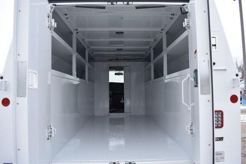 New 2025 Chevrolet Express 3500 Work VanImage 20