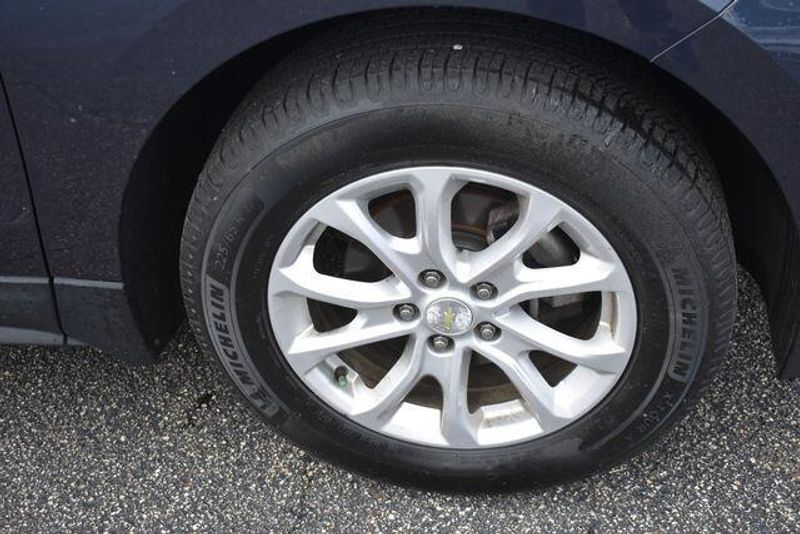 Used 2018 Chevrolet Equinox LTImage 12