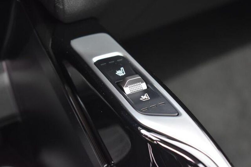 New 2026 Kia Sorento SXImage 34