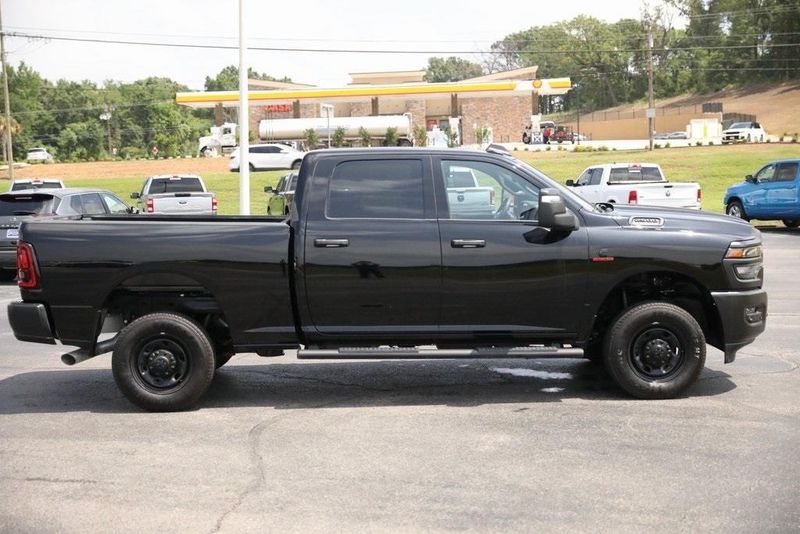 2025 RAM 2500 Tradesman Crew Cab 4x4 6