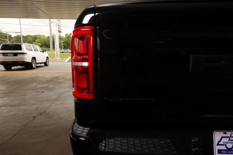 2025 RAM 1500 Limited Crew Cab 4x4 5