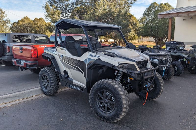 2024 POLARIS GENERAL XP 1000 ULTIMATE MATTE SILVER QUARTZ 