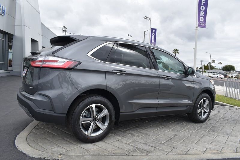 2024 Ford Edge SELImage 2