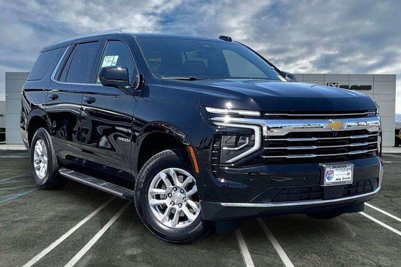 Used 2025 Chevrolet Tahoe LTImage 12