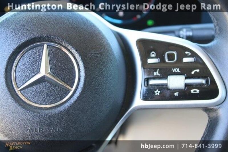 2021 Mercedes-Benz GLB 250Image 20