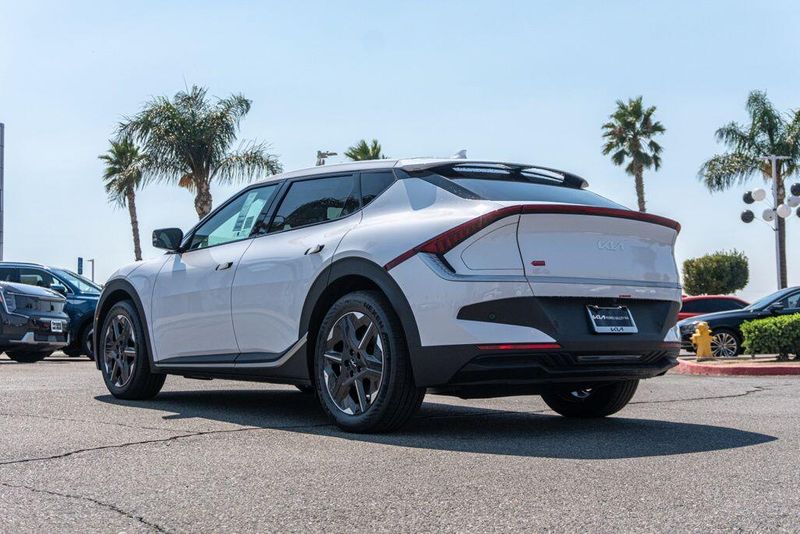New 2025 Kia EV6 WindImage 5